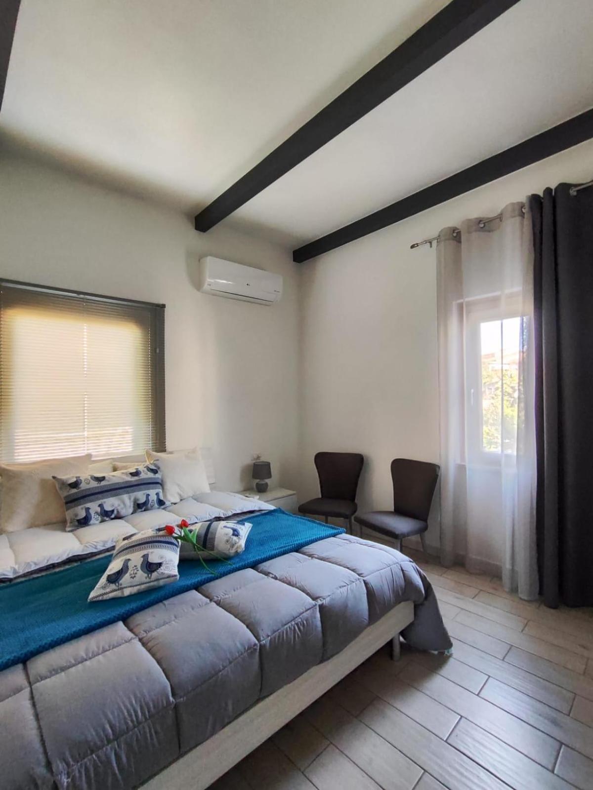 Casa Vacanze Con Giardino I Girasoli - Cin It 09006 - 9 C 2000 R4042- Sorso Exterior photo